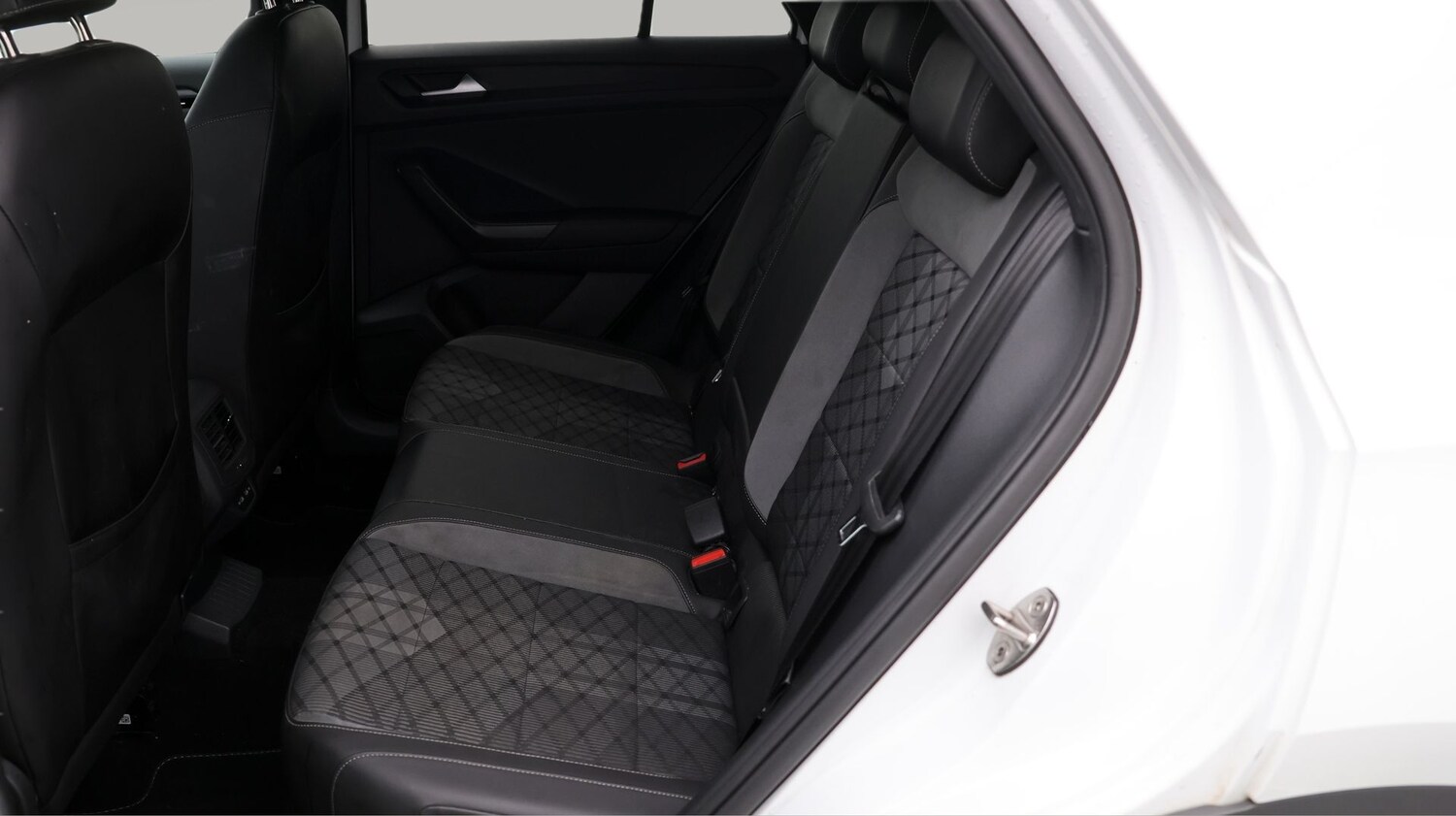 Used Volkswagen T-Roc 2023 for sale - 77432769: Photo 16