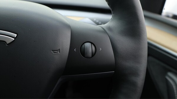 Used Tesla Model Y 2023 for sale - 76251148: Photo 24