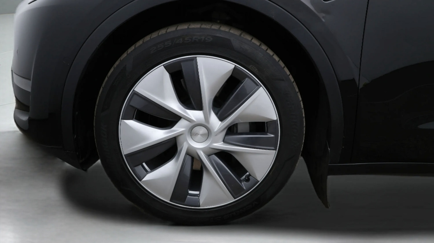 Used Tesla Model Y 2022 for sale - 77552780: Photo 18