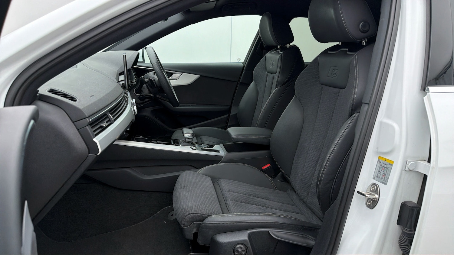 Used Audi A4 2023 for sale - 77776489: Photo 13