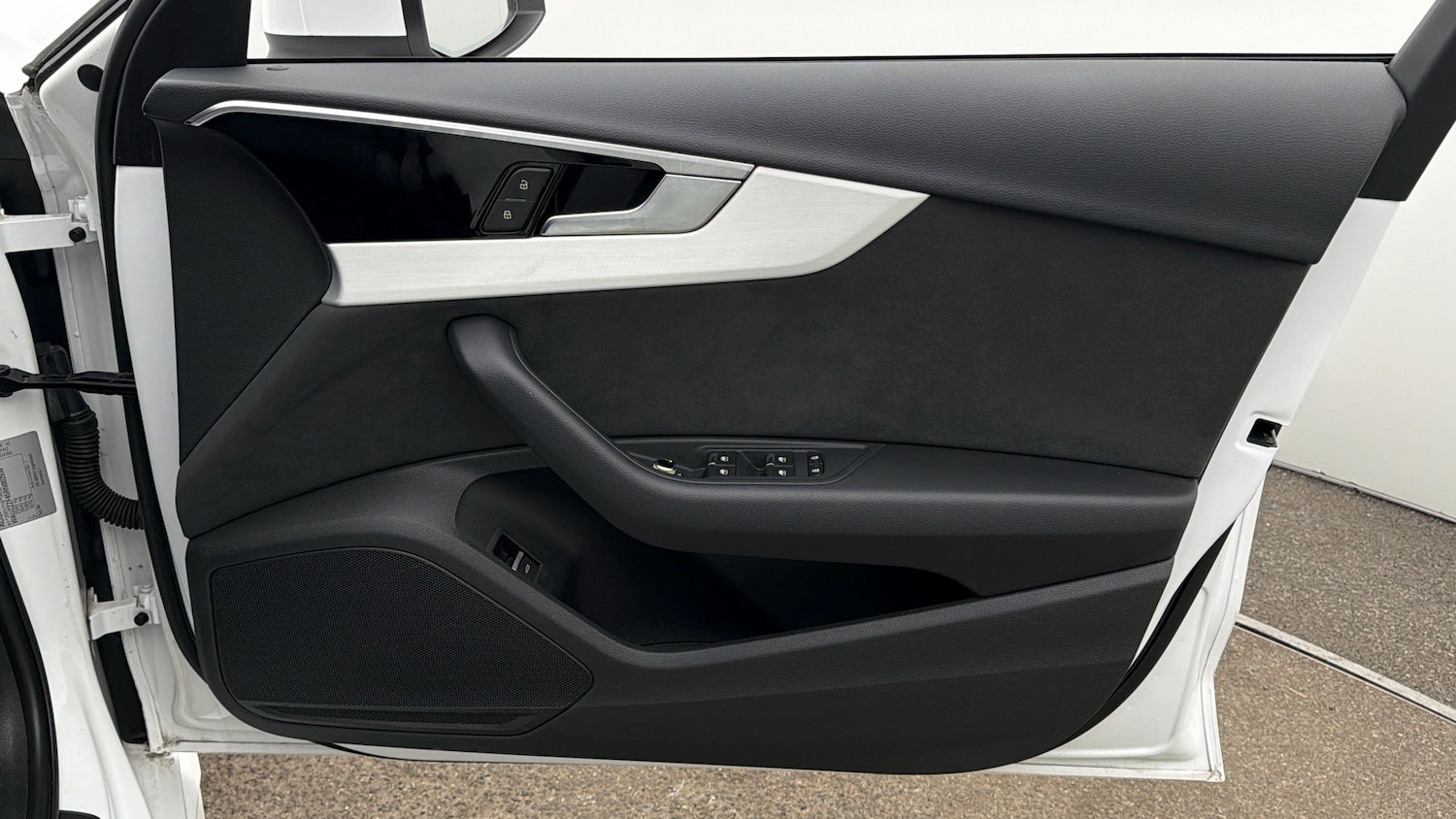 Used Audi A4 2023 for sale - 77776489: Photo 14