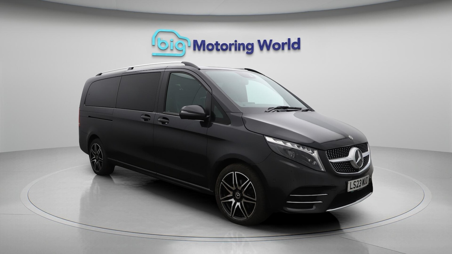 Used Mercedes-Benz V-Class 2023 for sale - 76424177: Photo 2