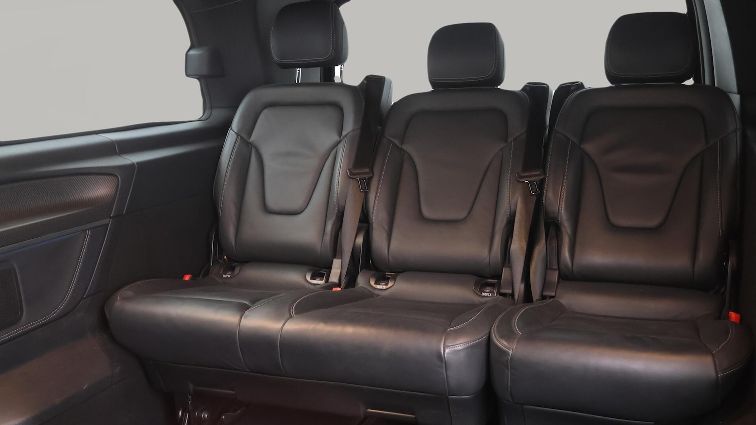 Used Mercedes-Benz V-Class 2023 for sale - 76424177: Photo 21