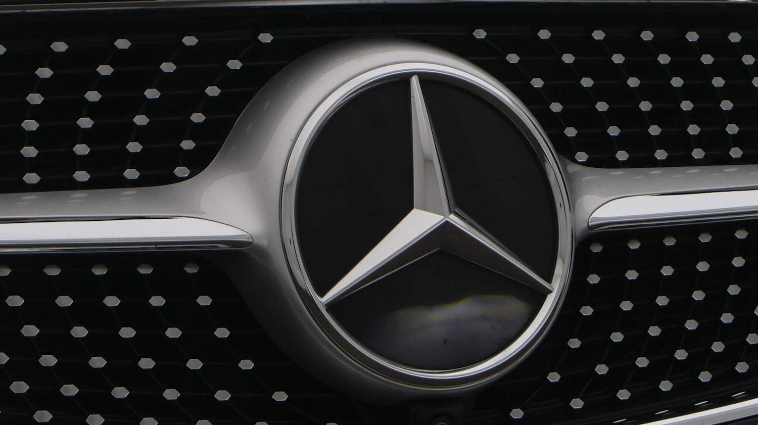 Used Mercedes-Benz V-Class 2023 for sale - 76424177: Photo 25