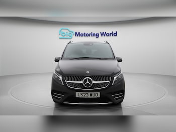 Used Mercedes-Benz V-Class 2023 for sale - 76424177: Photo