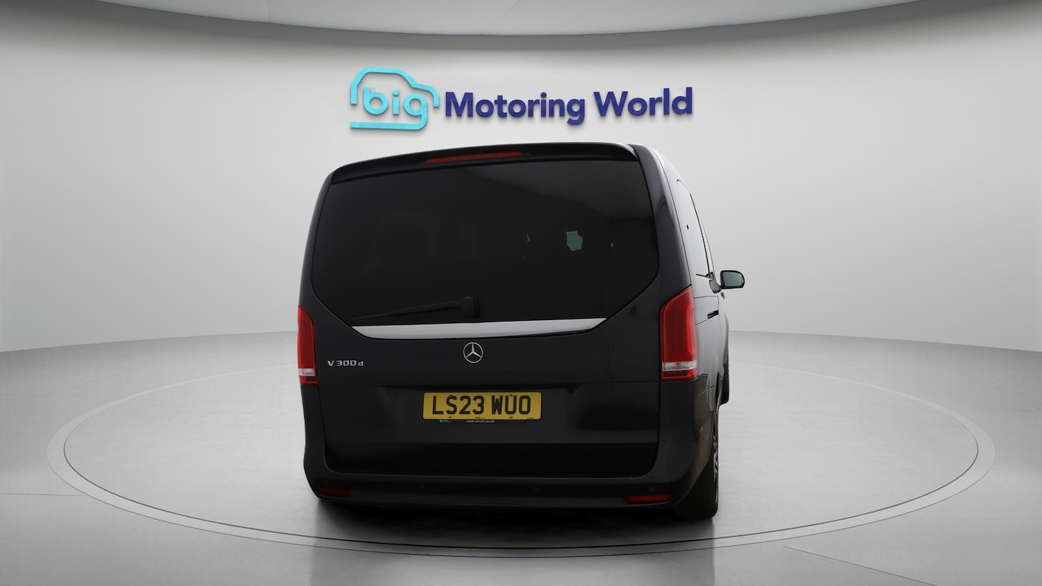 Used Mercedes-Benz V-Class 2023 for sale - 76424177: Photo 7