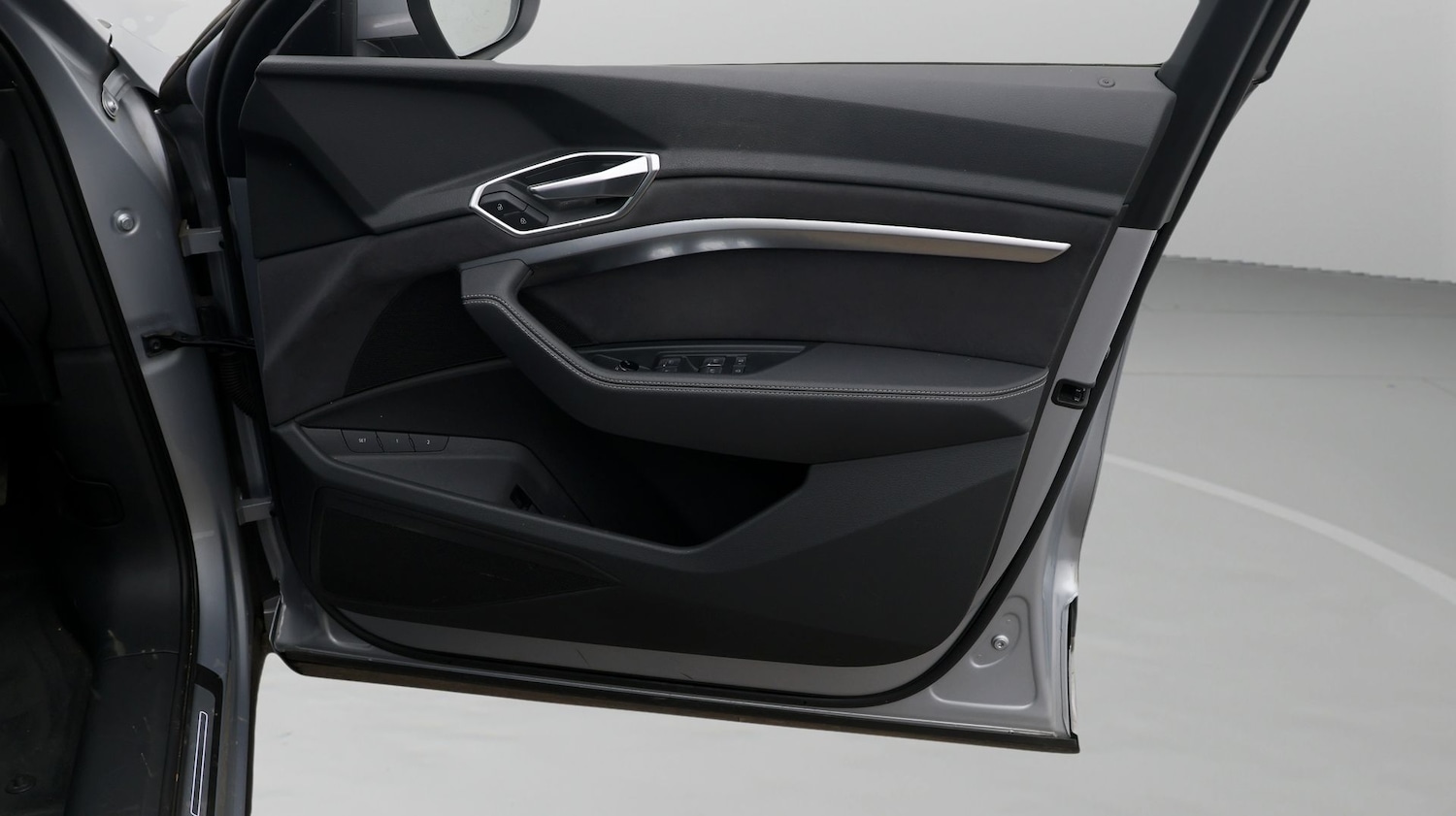 Used Audi e-tron 2022 for sale - 77990430: Photo 15