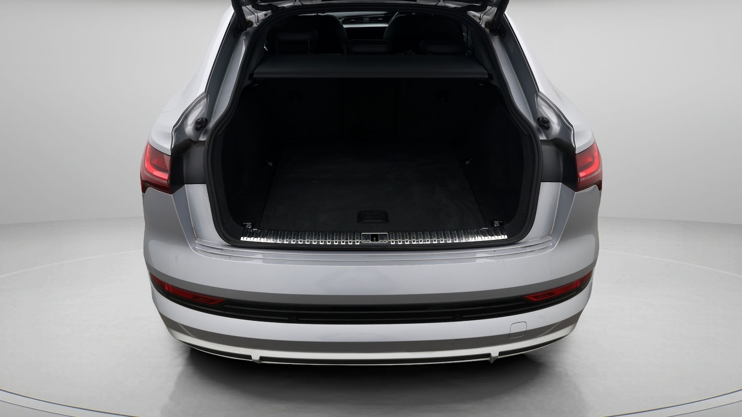 Used Audi e-tron 2022 for sale - 77990430: Photo 17