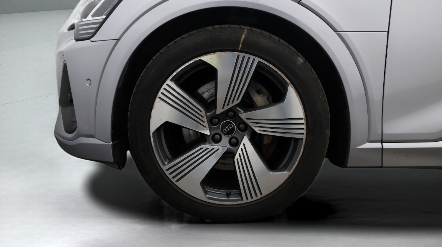 Used Audi e-tron 2022 for sale - 77990430: Photo 18