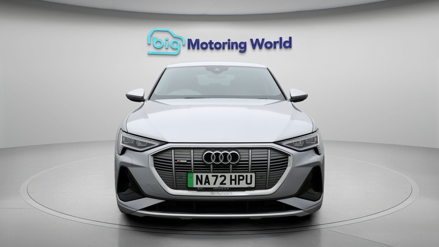 Used Audi e-tron 2022 for sale - 77990430: Photo 2