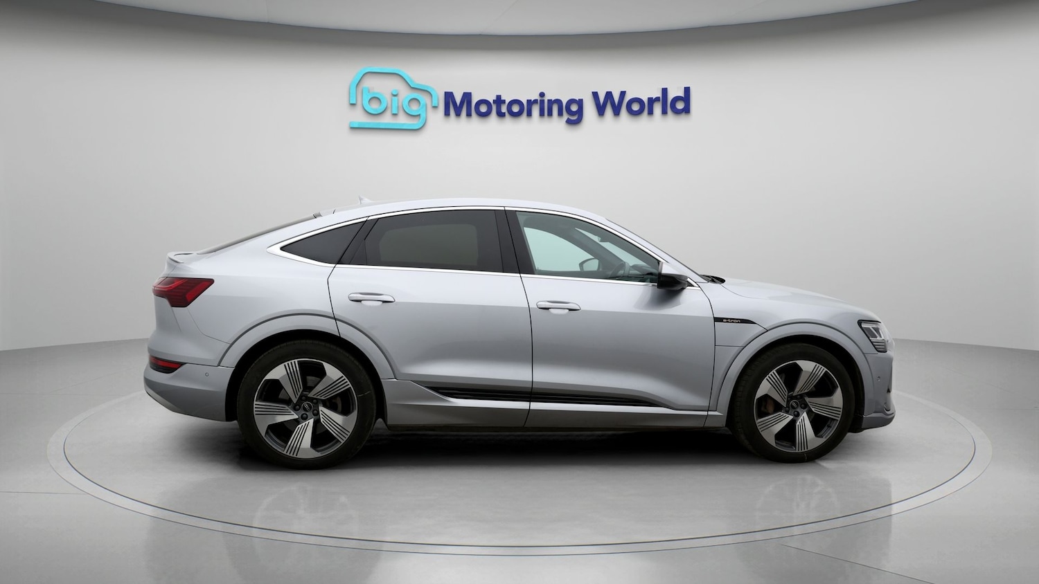 Used Audi e-tron 2022 for sale - 77990430: Photo 8