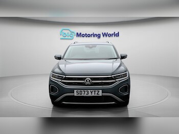 Used Volkswagen T-Roc 2023 for sale - 78314699: Photo