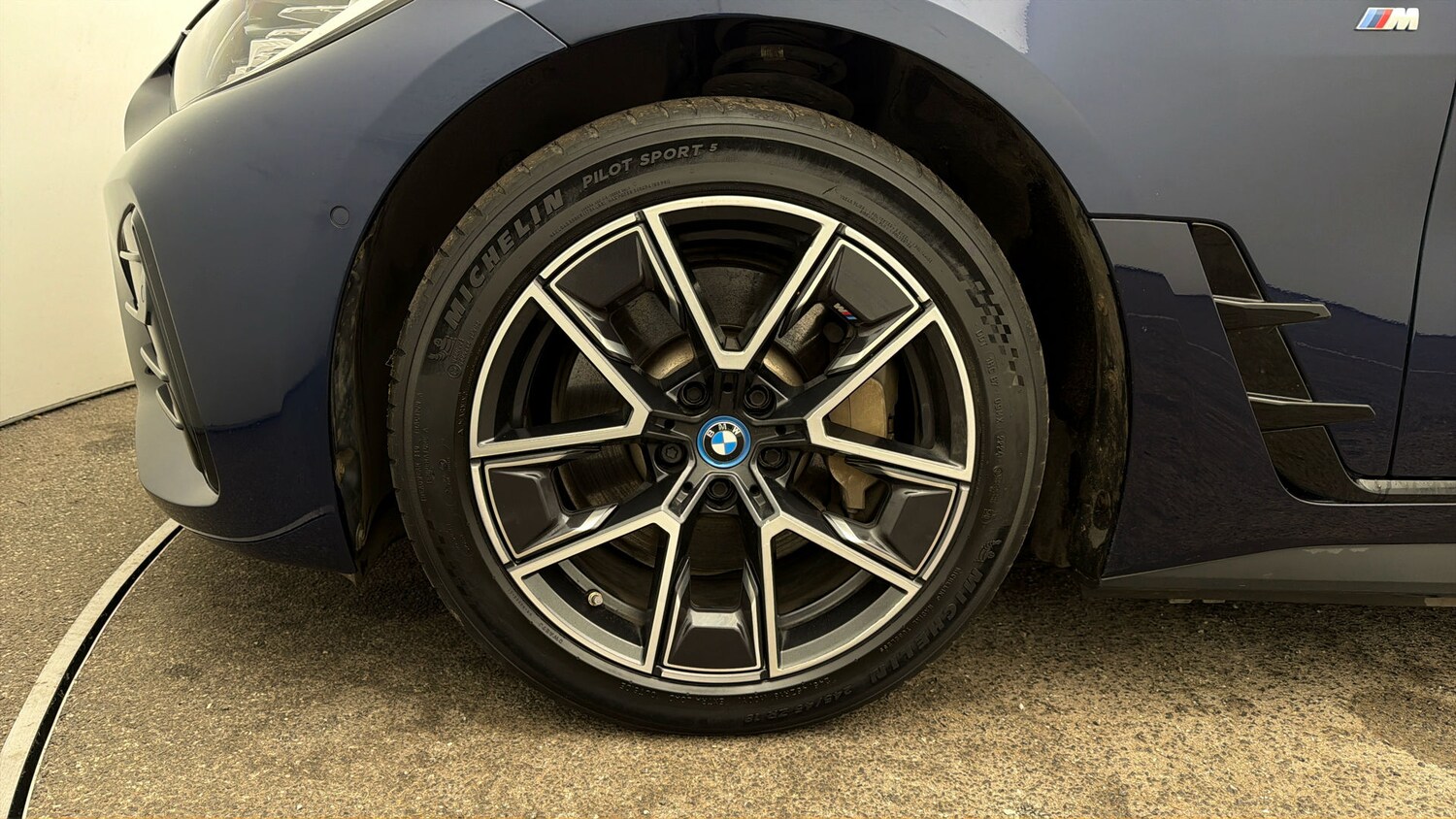 Used BMW i4 2023 for sale - 78091260: Photo 17