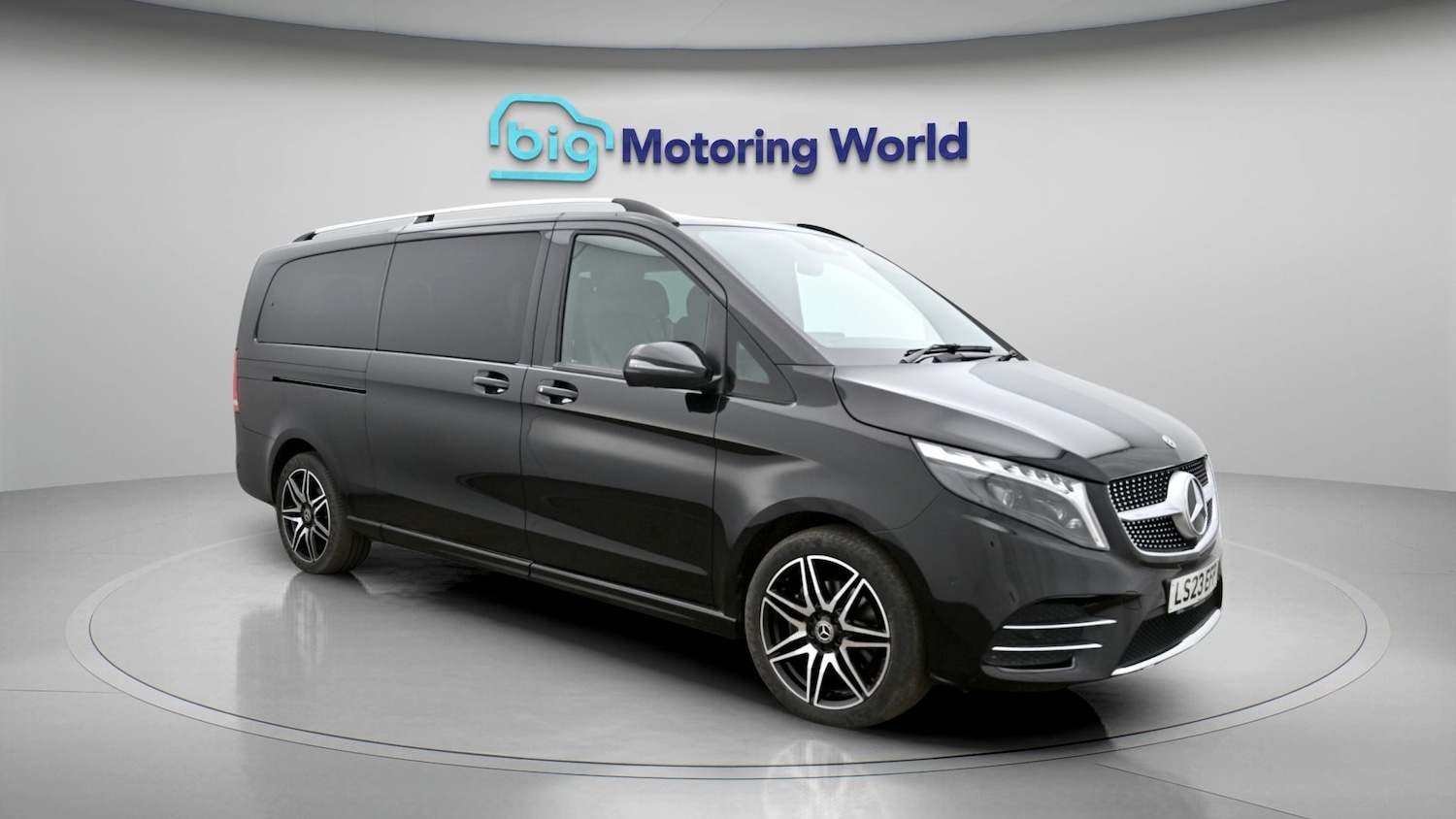 Used Mercedes-Benz V-Class 2023 for sale - 78027589: Photo 1