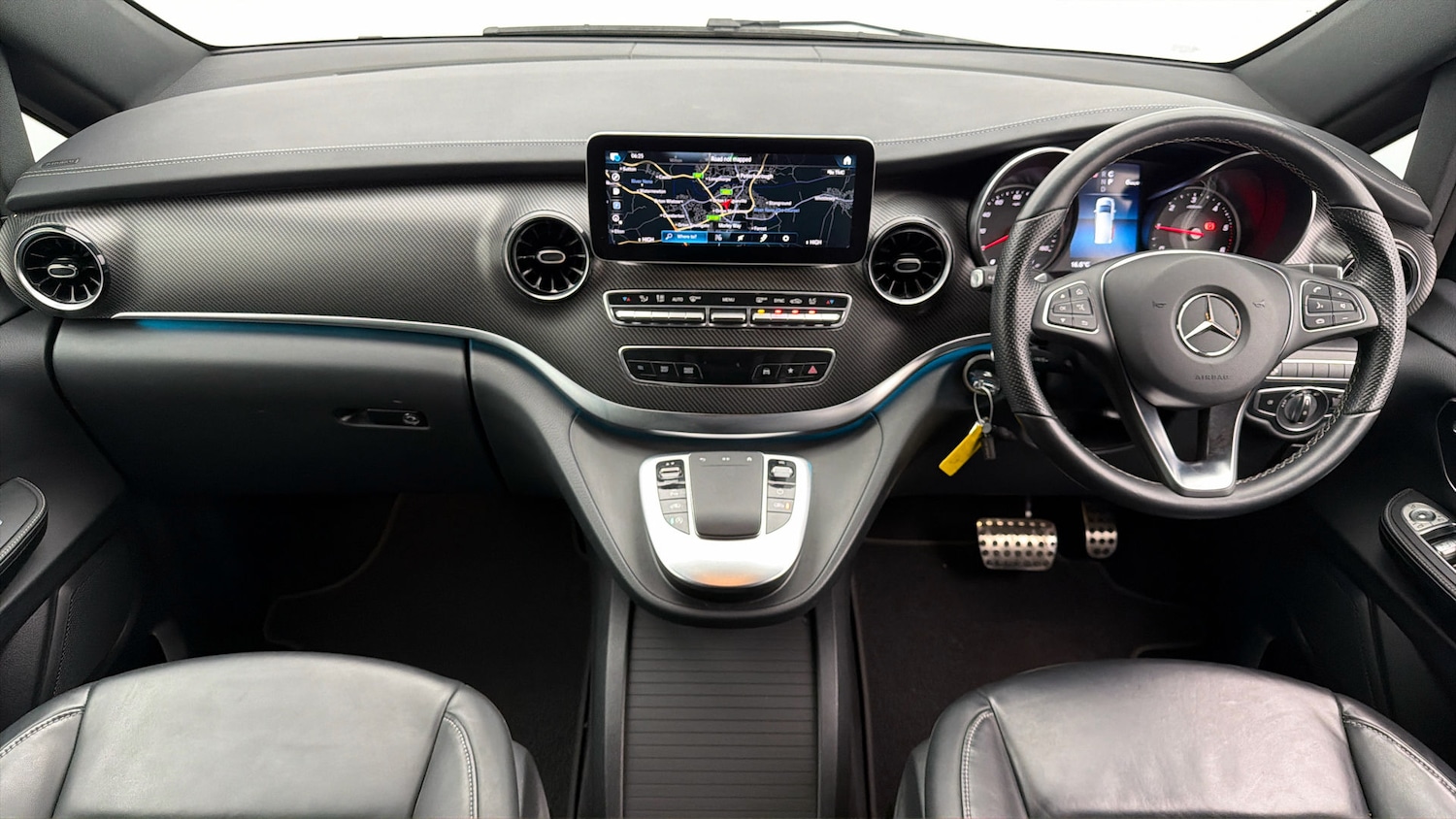 Used Mercedes-Benz V-Class 2023 for sale - 78027589: Photo 12