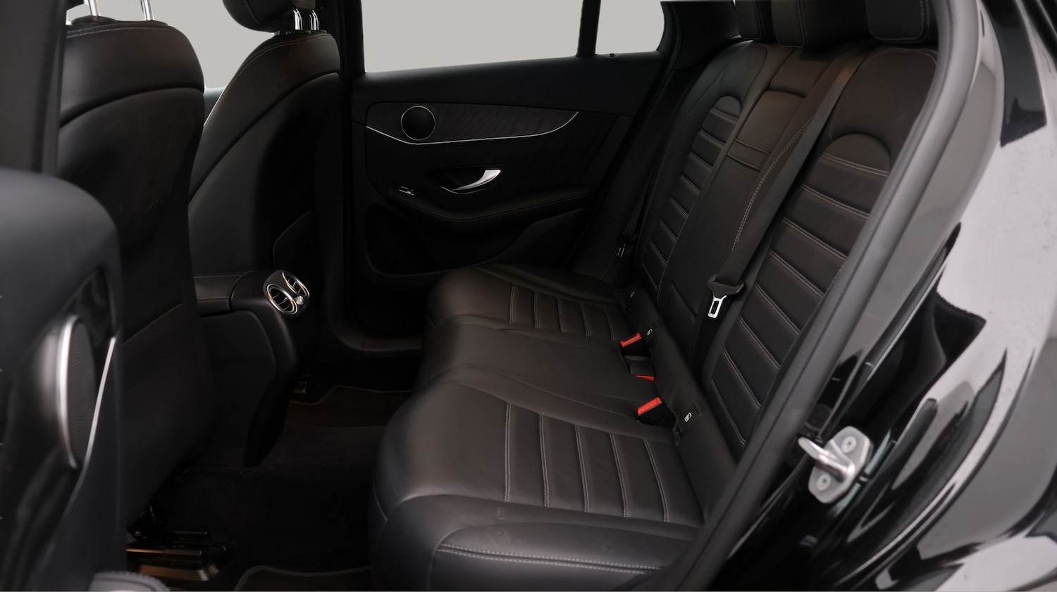 Used Mercedes-Benz GLC 2020 for sale - 77616945: Photo 16