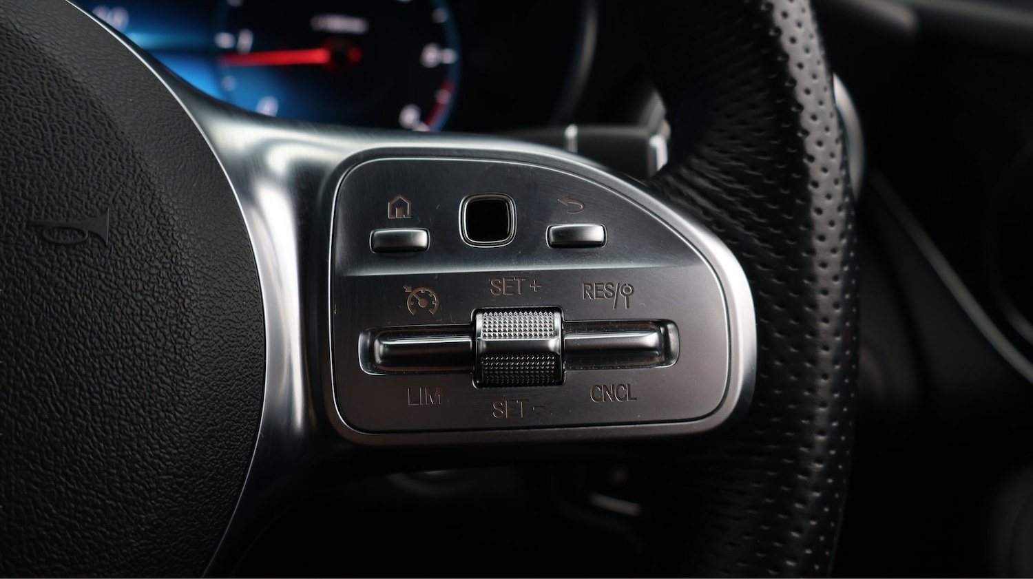 Used Mercedes-Benz GLC 2020 for sale - 77616945: Photo 26