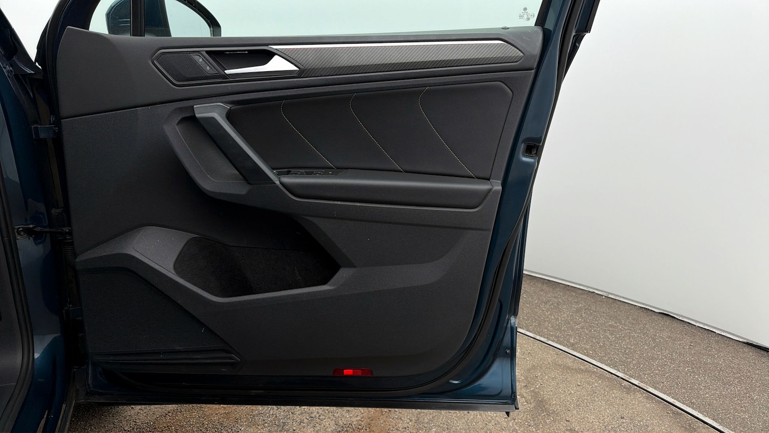 Used Volkswagen Tiguan 2023 for sale - 78123856: Photo 14