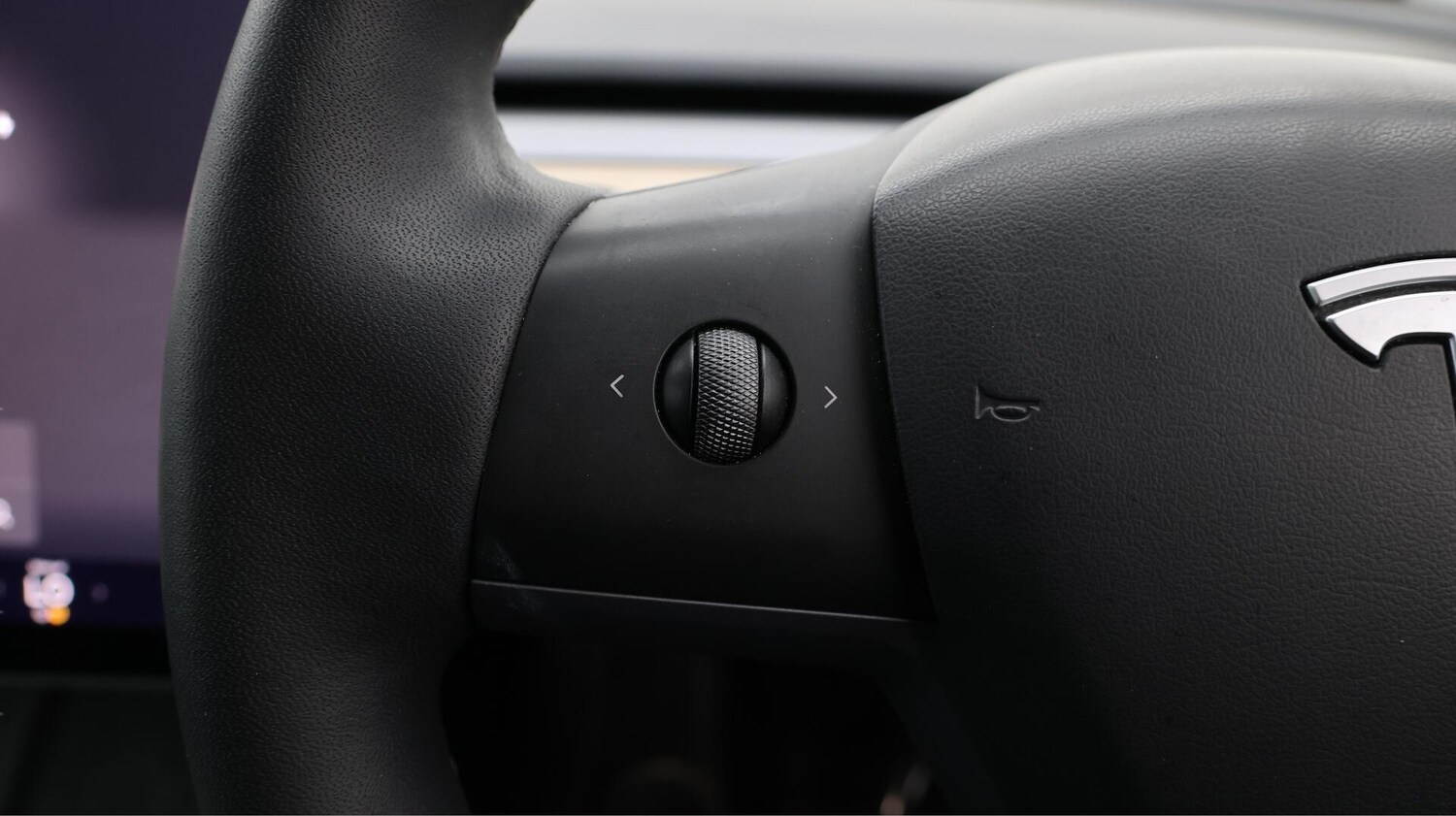 Used Tesla Model Y for sale - 76728428: Photo 23