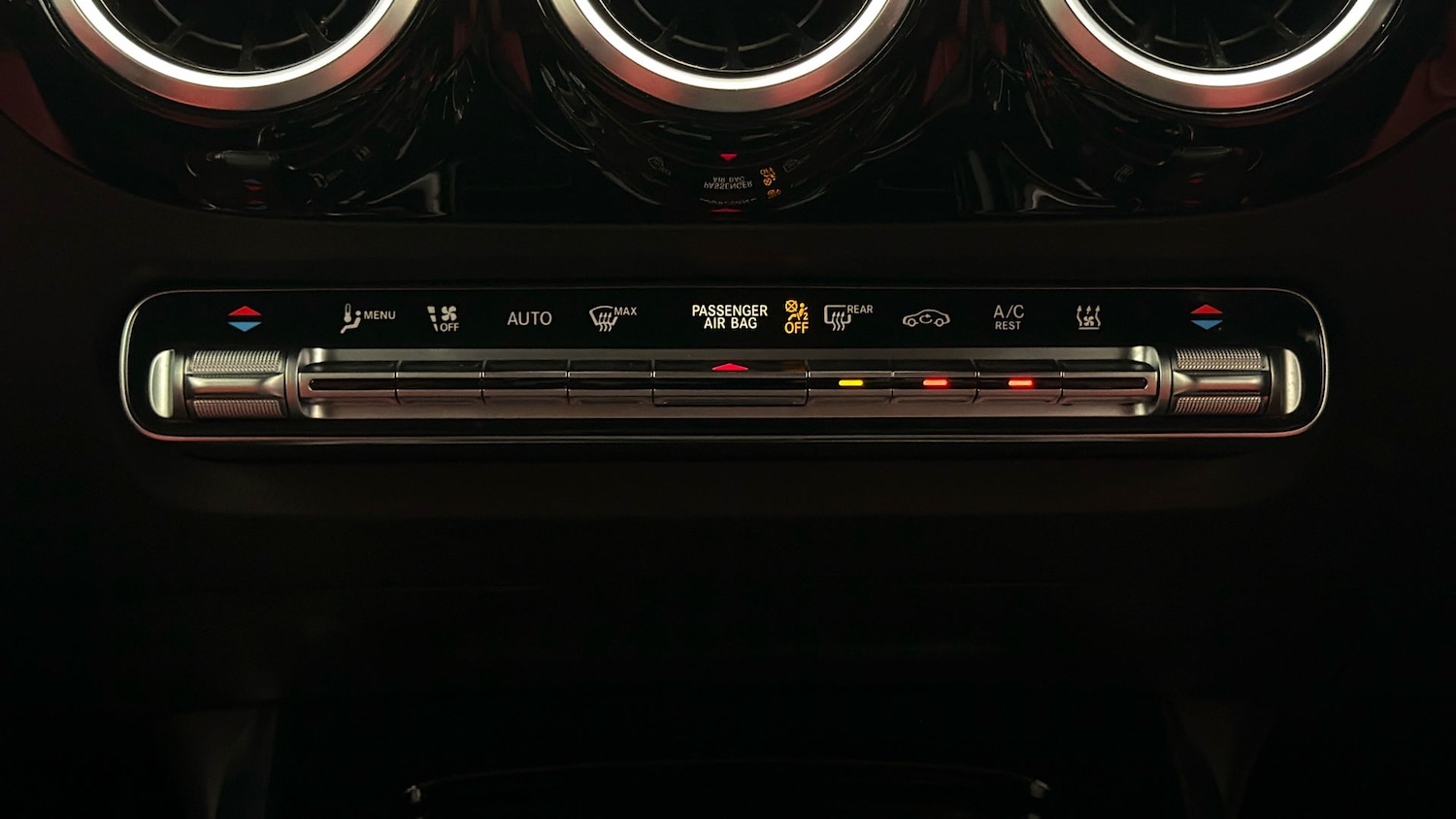 Used Mercedes-Benz GLA 2023 for sale - 77921477: Photo 11