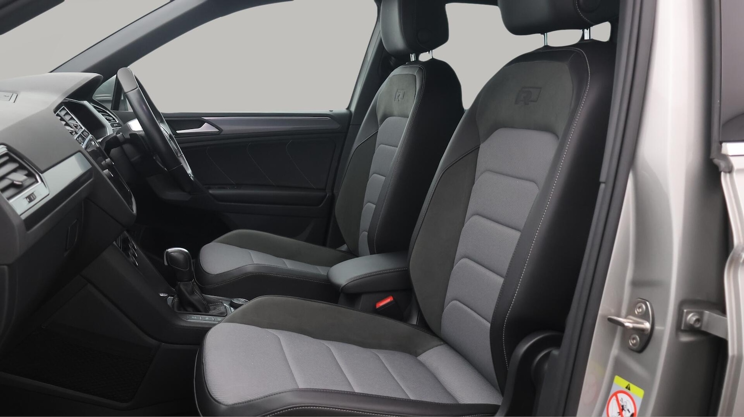 Used Volkswagen Tiguan 2020 for sale - 76349360: Photo 15