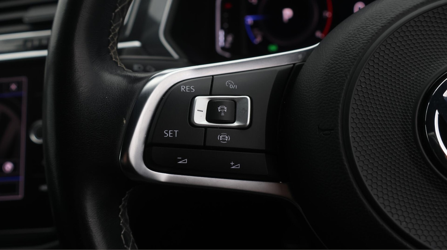 Used Volkswagen Tiguan 2020 for sale - 76349360: Photo 26