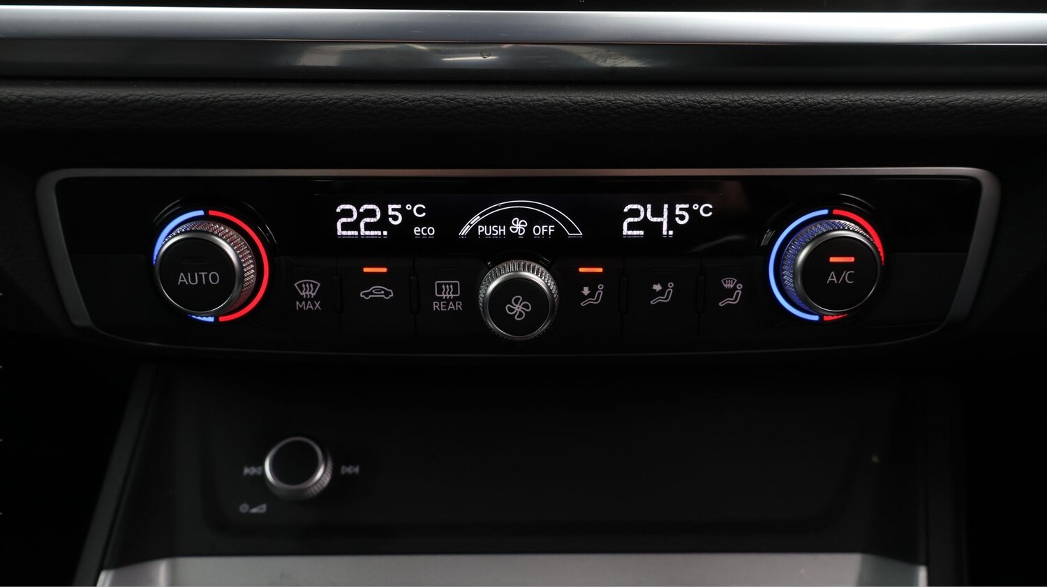 Used Audi Q3 2023 for sale - 77336372: Photo 12