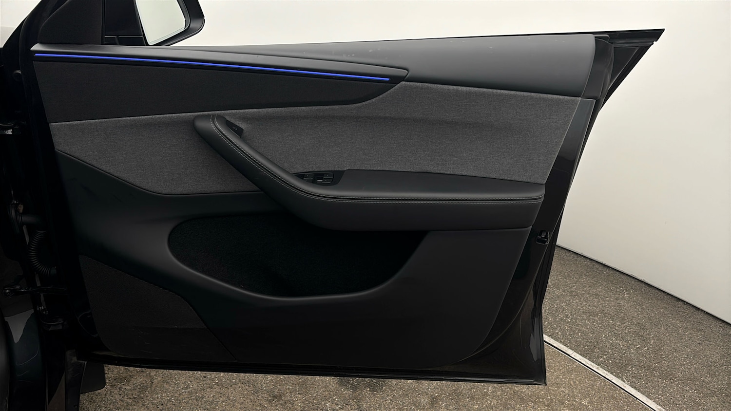 Used Tesla Model Y for sale - 77732661: Photo 14