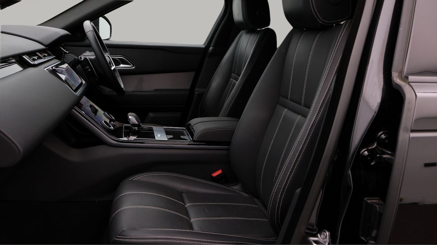 Used Land Rover Range Rover Velar 2023 for sale - 77619289: Photo 14