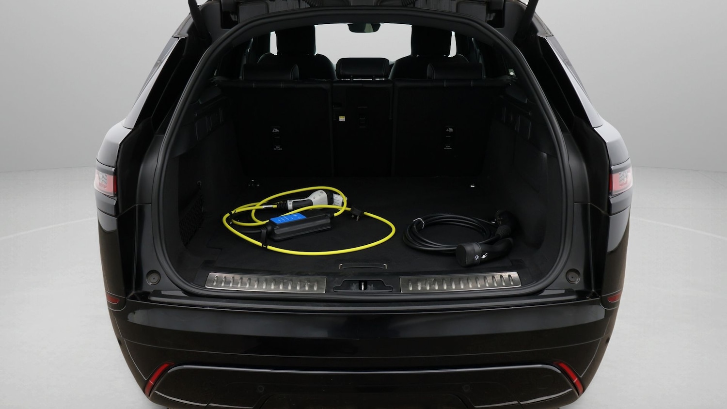 Used Land Rover Range Rover Velar 2023 for sale - 77619289: Photo 17