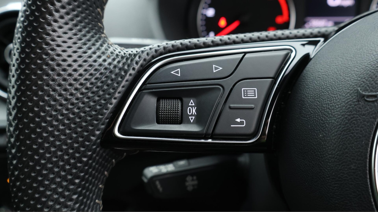 Used Audi Q2 2020 for sale - 76521930: Photo 25