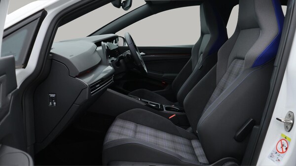 Used Volkswagen Golf 2024 for sale - 75589373: Photo 15