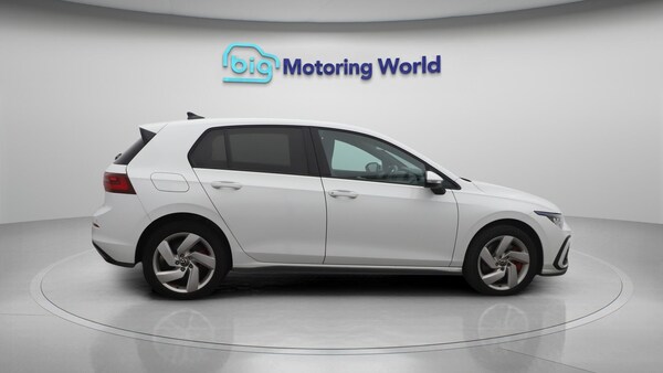 Used Volkswagen Golf 2024 for sale - 75589373: Photo 9
