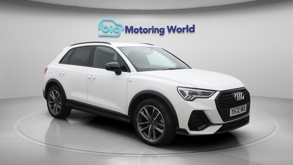 Used Audi Q3 2022 for sale - 76246495: Photo 2