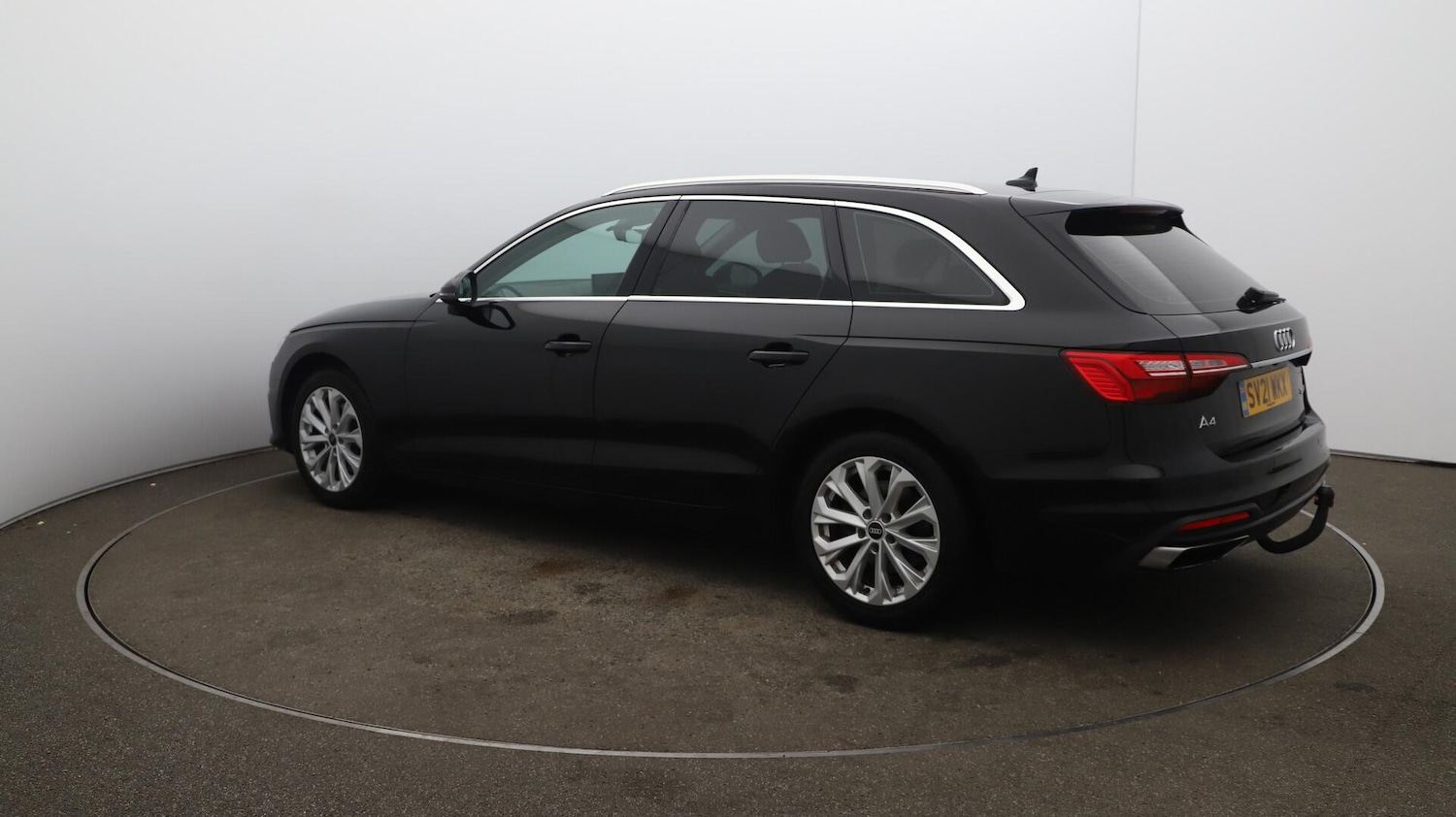 Used Audi A4 Avant 2021 for sale - 76152562: Photo 10