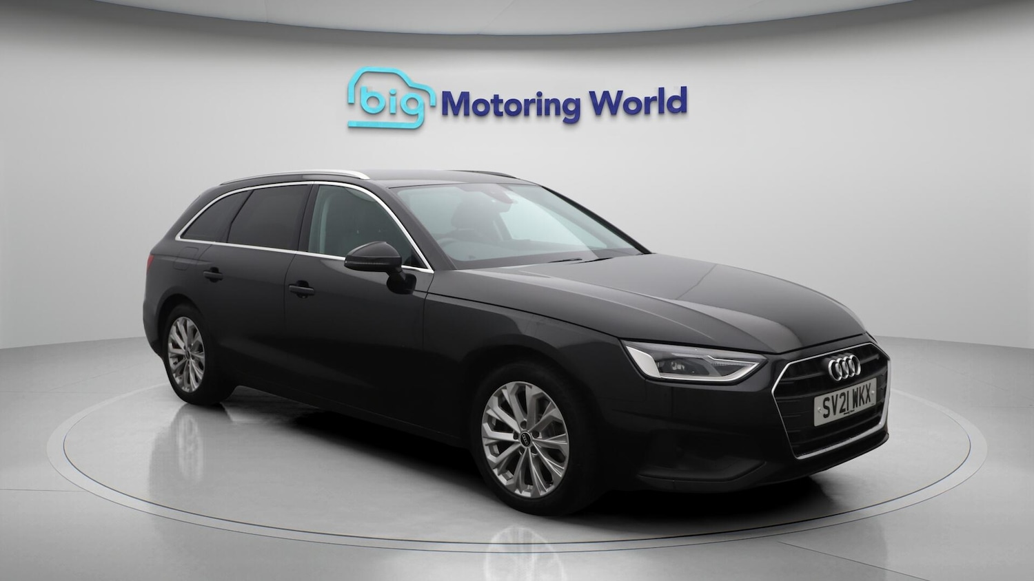 Used Audi A4 Avant 2021 for sale - 76152562: Photo 2