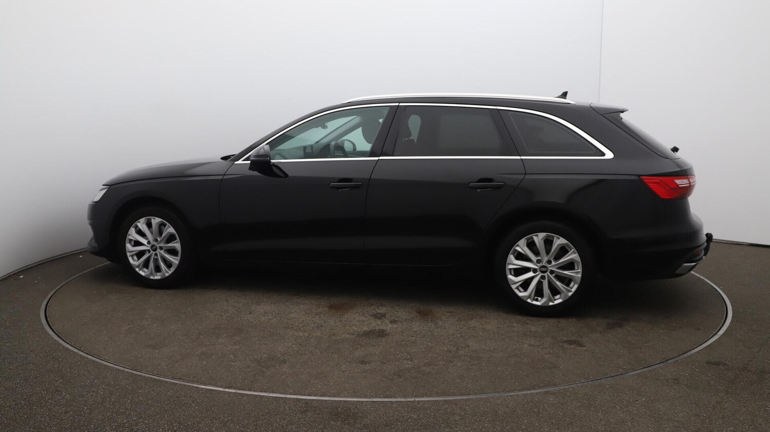 Used Audi A4 Avant 2021 for sale - 76152562: Photo 57