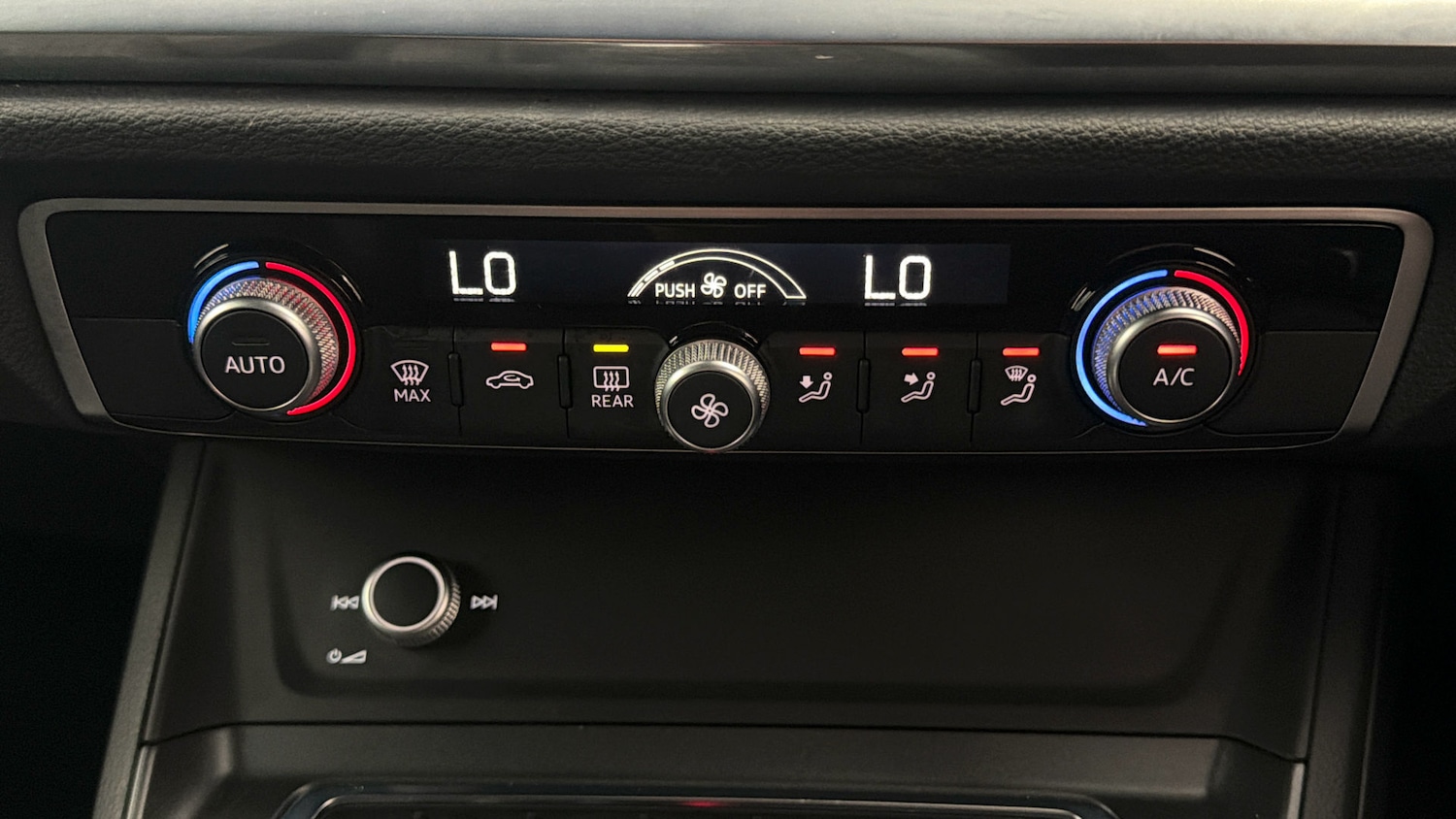 Used Audi Q3 2022 for sale - 77829609: Photo 11