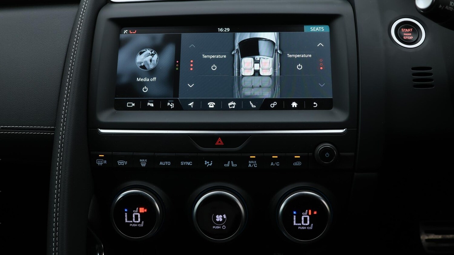 Used Jaguar E-Pace 2020 for sale - 76701607: Photo 17