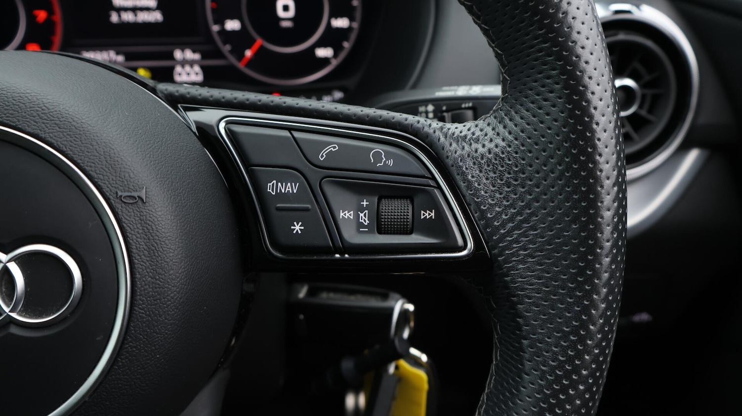Used Audi Q2 2021 for sale - 76151560: Photo 24