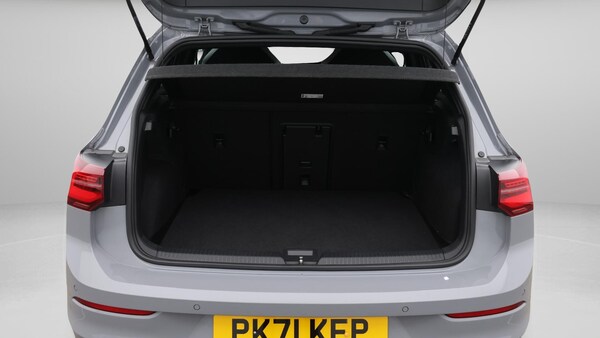Used Volkswagen Golf 2021 for sale - 76109277: Photo 18
