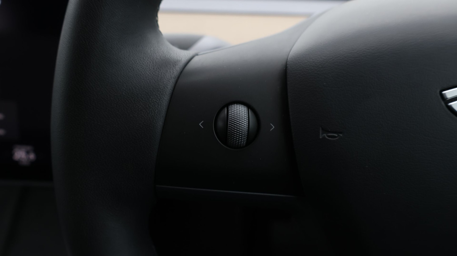 Used Tesla Model Y 2022 for sale - 77210955: Photo 24