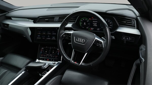 Used Audi e-tron 2022 for sale - 76199815: Photo 10