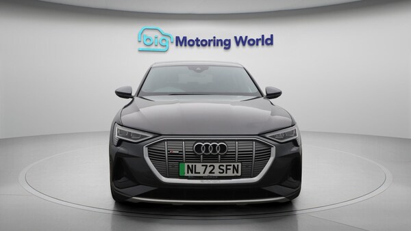Used Audi e-tron 2022 for sale - 76199815: Photo 3