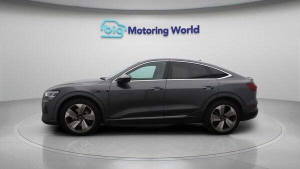 Used Audi e-tron 2022 for sale - 76199815: Photo 5