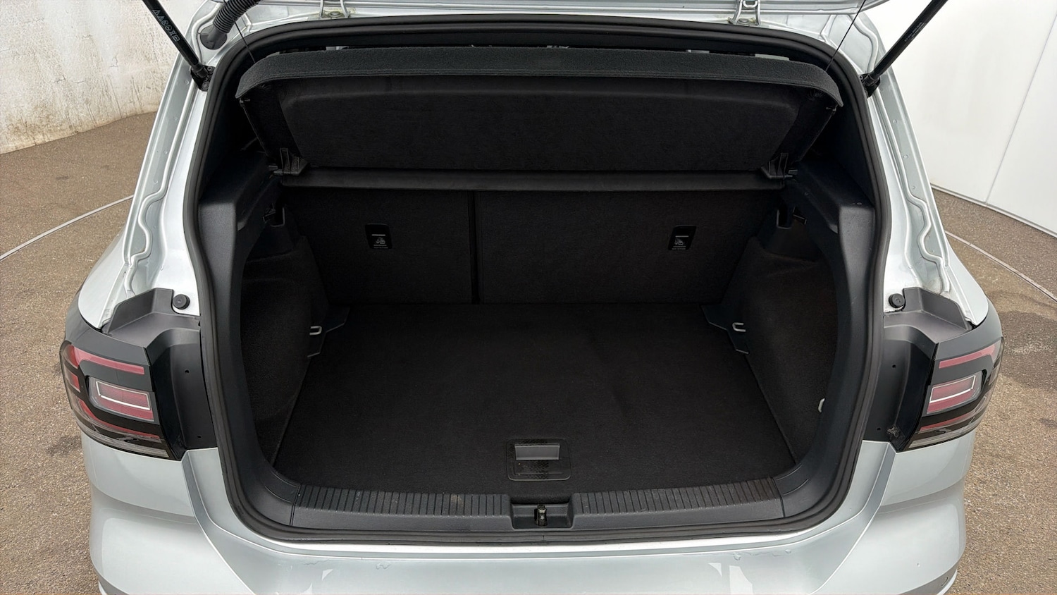 Used Volkswagen T-Cross 2022 for sale - 78080448: Photo 16