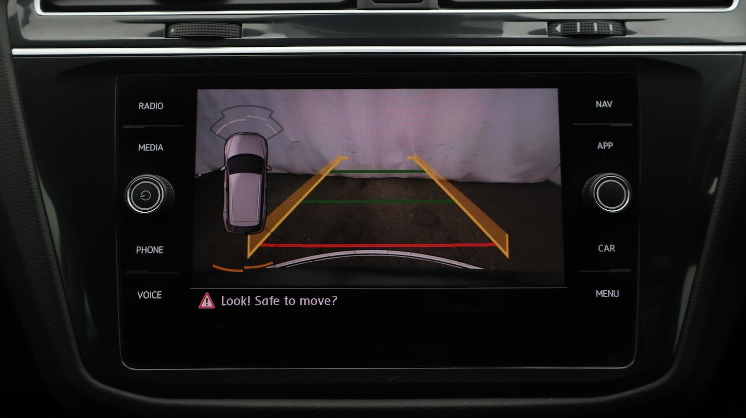 Used Volkswagen Tiguan 2020 for sale - 76433206: Photo 25