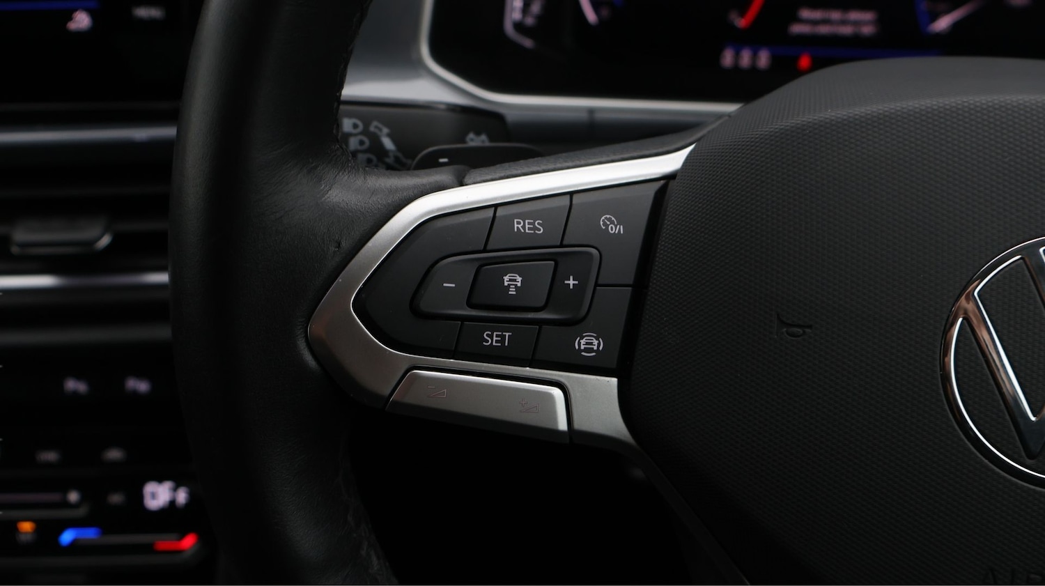 Used Volkswagen T-Roc 2023 for sale - 77506589: Photo 20