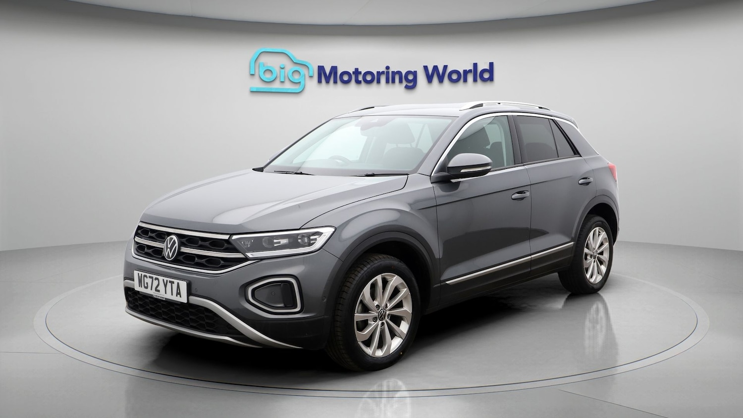 Used Volkswagen T-Roc 2023 for sale - 77506589: Photo 3