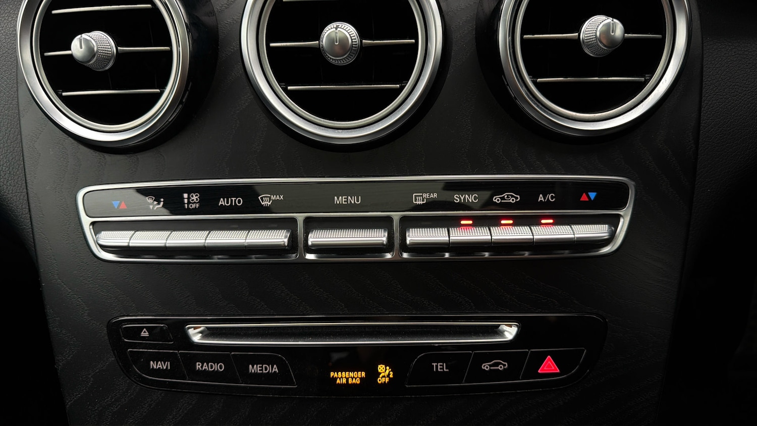 Used Mercedes-Benz GLC 2019 for sale - 78089386: Photo 11